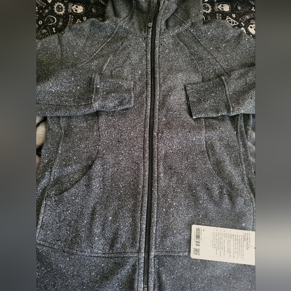 Lululemon scuba hoodie rare speckled black, size 14. NWT. - Picture 11 of 12